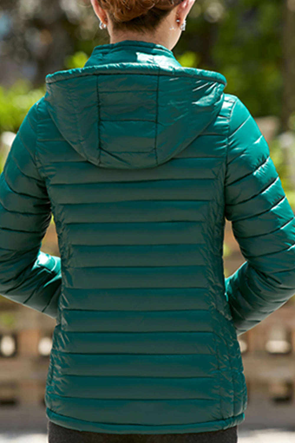Iyasson Hooded Light Weight Short Down Parka