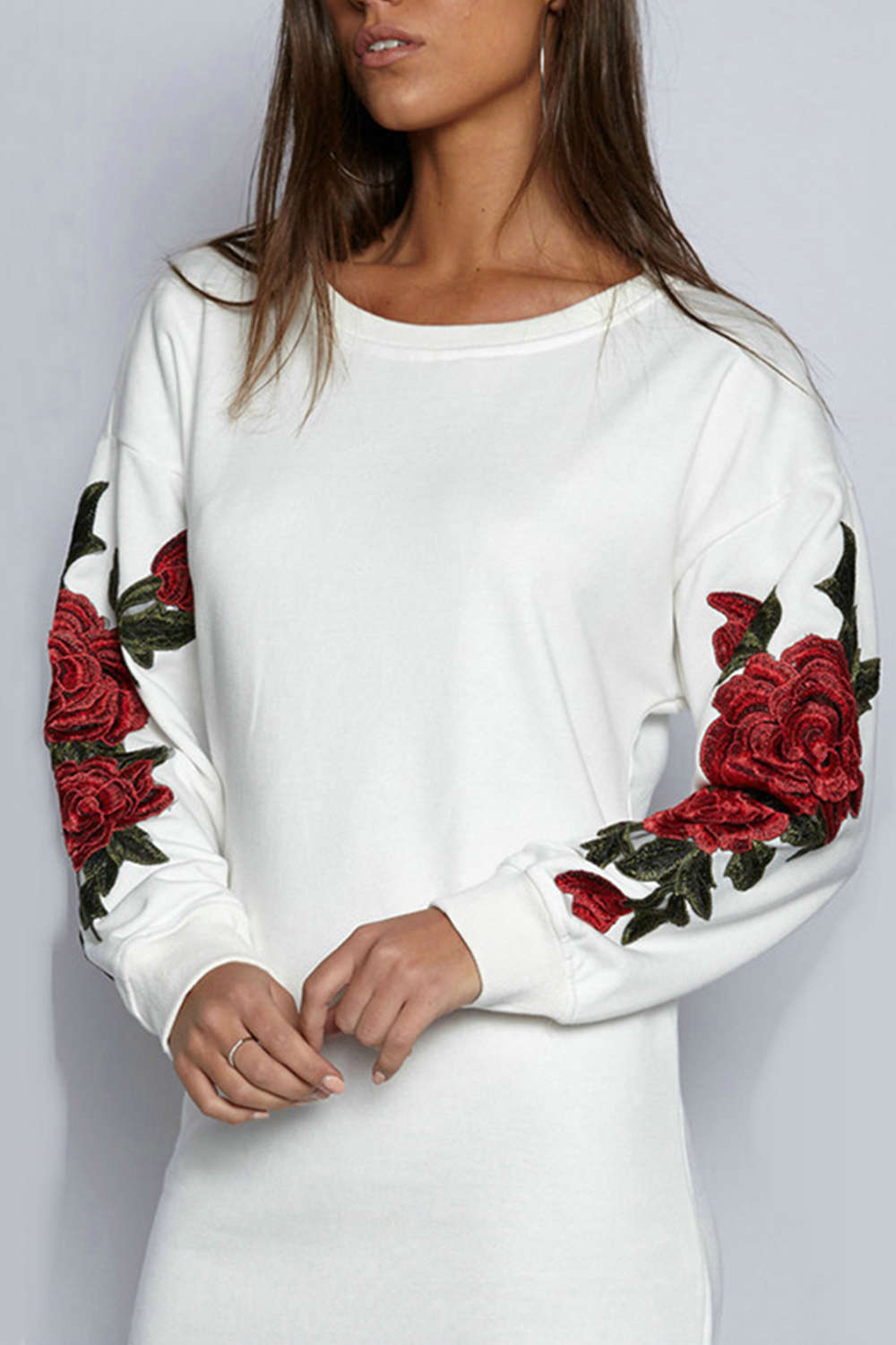 Iyasson Rose Embroidered Long Sleeve Sweatshirt