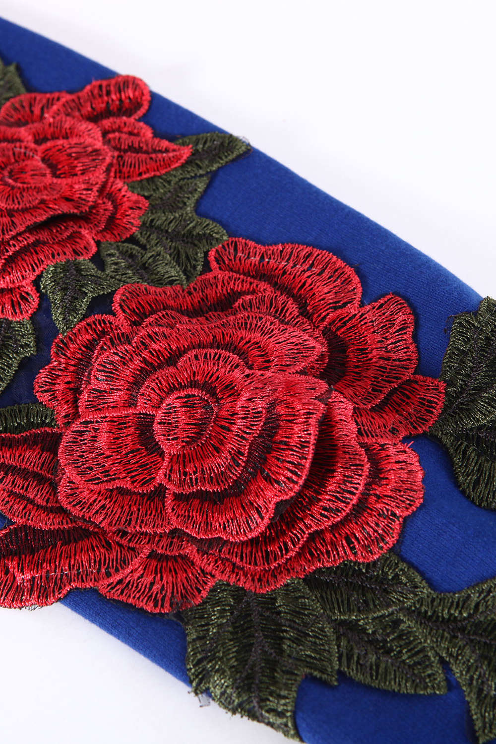 Iyasson Flora Embroidery One-shoulder Hoodie