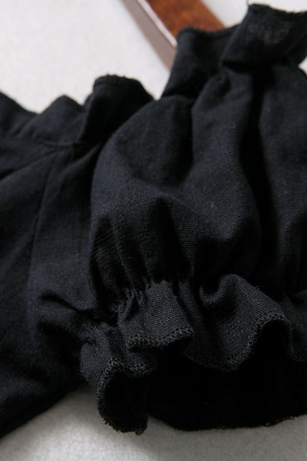 Iyasson Retro Frill Edge Short Sleeve Lace-up Fitted Top