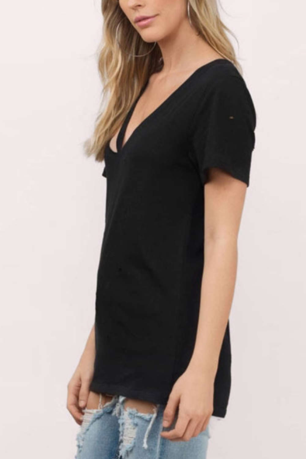 Iyasson Short Sleeve V Neck Cutout Tee