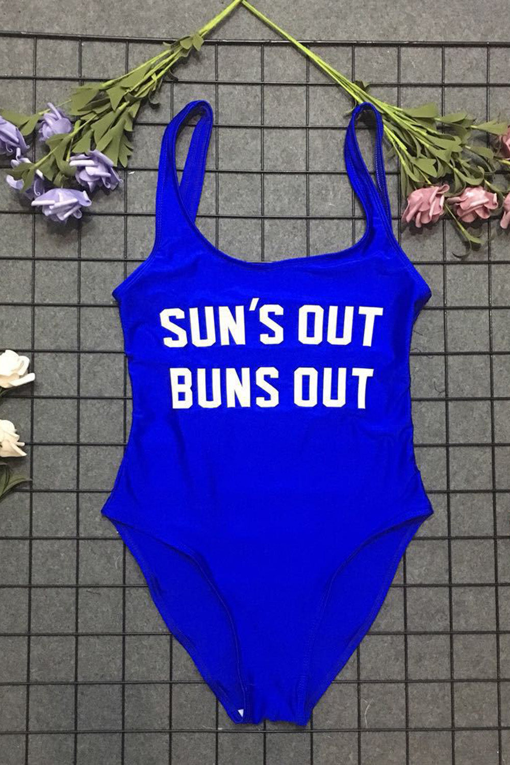 SUNS OUT BUNS OUT - SLOGAN ONE PIECE SWIMSUIT
