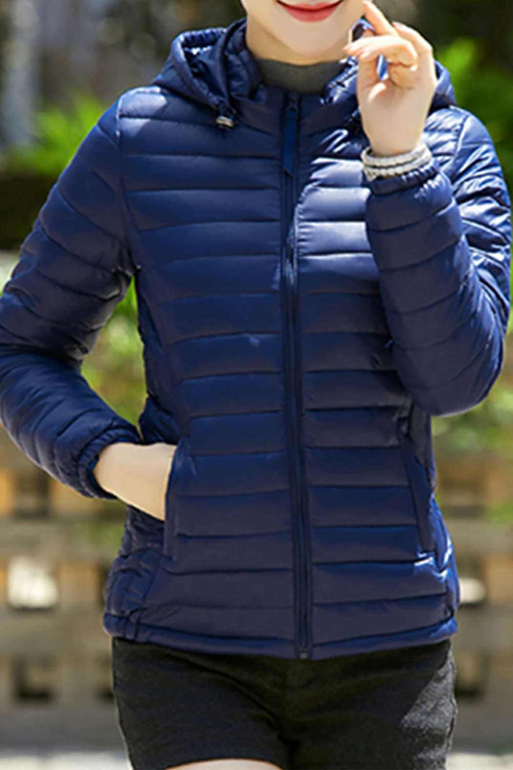 Iyasson Hooded Light Weight Short Down Parka