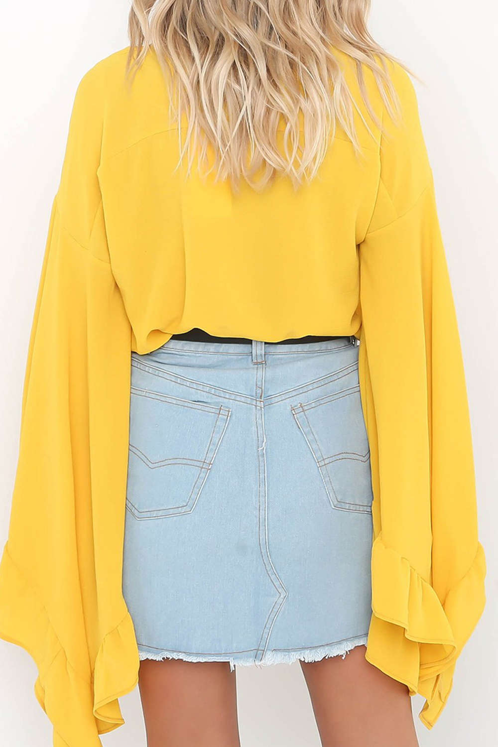 Iyasson Bell Sleeve Crop Top