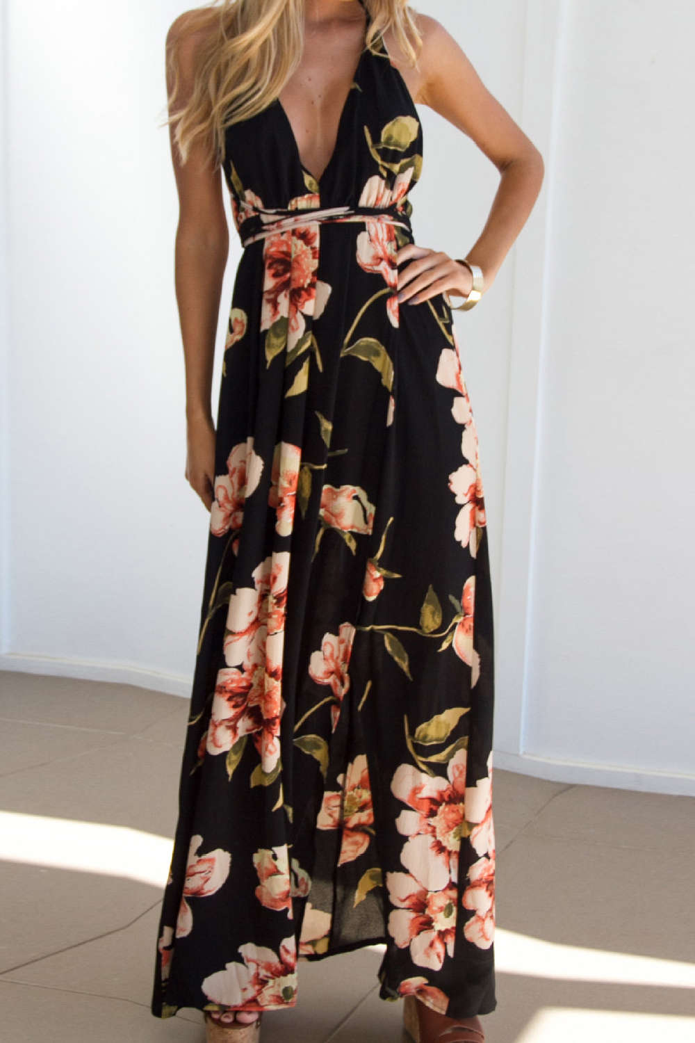 Iyasson Floral V Neck Backless Maxi Dress