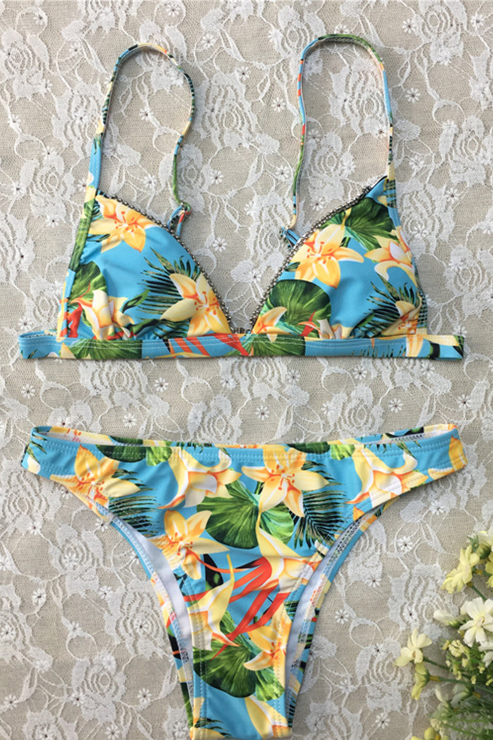 TROPICAL FLORAL TRIANGLE BIKINI SWIMSUIT