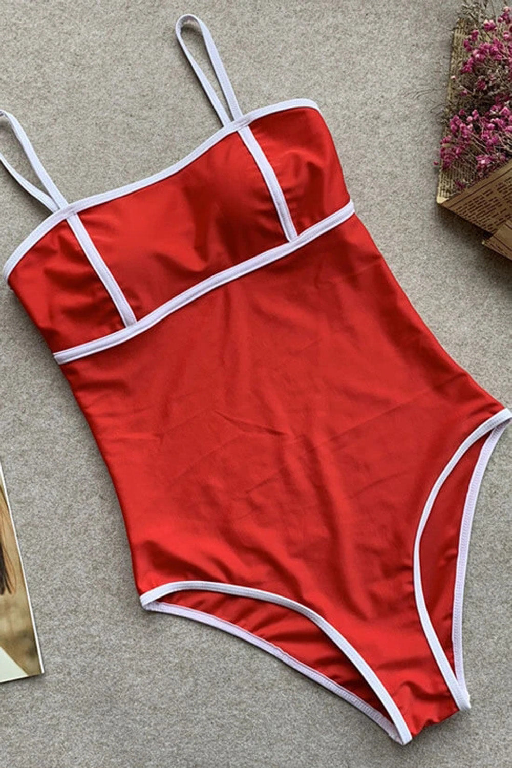 CONTRAST COLOR PIPING HIGH LEG BANDEAU ONE PIECE SWIMSUIT